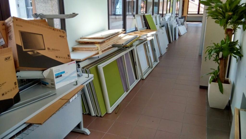 Noida Second Hand Office Furniture Buyers, Greater Noida Second Hand Office Furniture Buyers